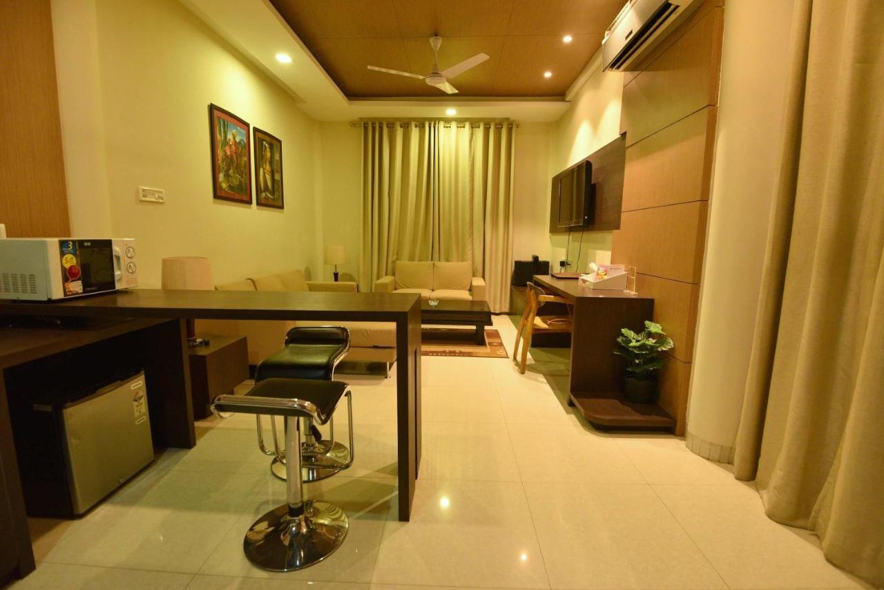 Hotel Dibrugarh Club House Exterior foto